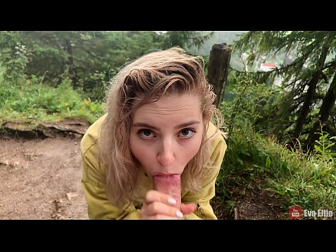 ❤️ Mädchen schluckt Sperma nach einem öffentlichen Blowjob - Eva Elfi ❌ Sex video bei de.purchasexz.top ❤