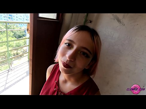 ❤️ Studentin saugt einen Fremden im Outback - Sperma auf seinem Gesicht ❌ Sex video bei de.purchasexz.top ❤